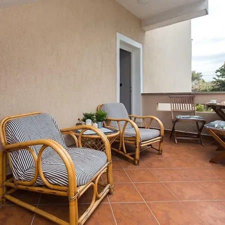 Apartmani Violic Punat Exterior foto
